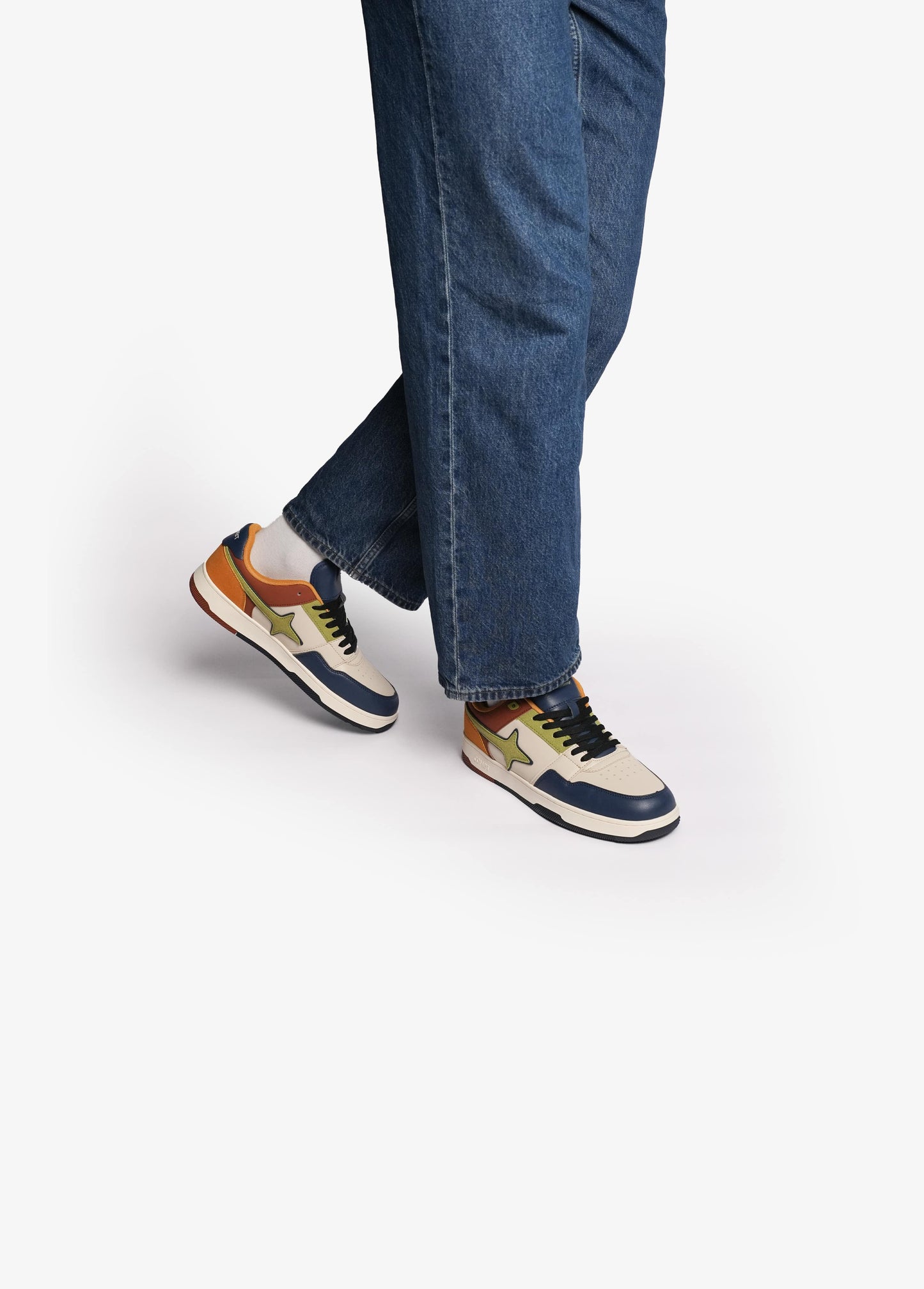 Comet shoes in Madagascar color