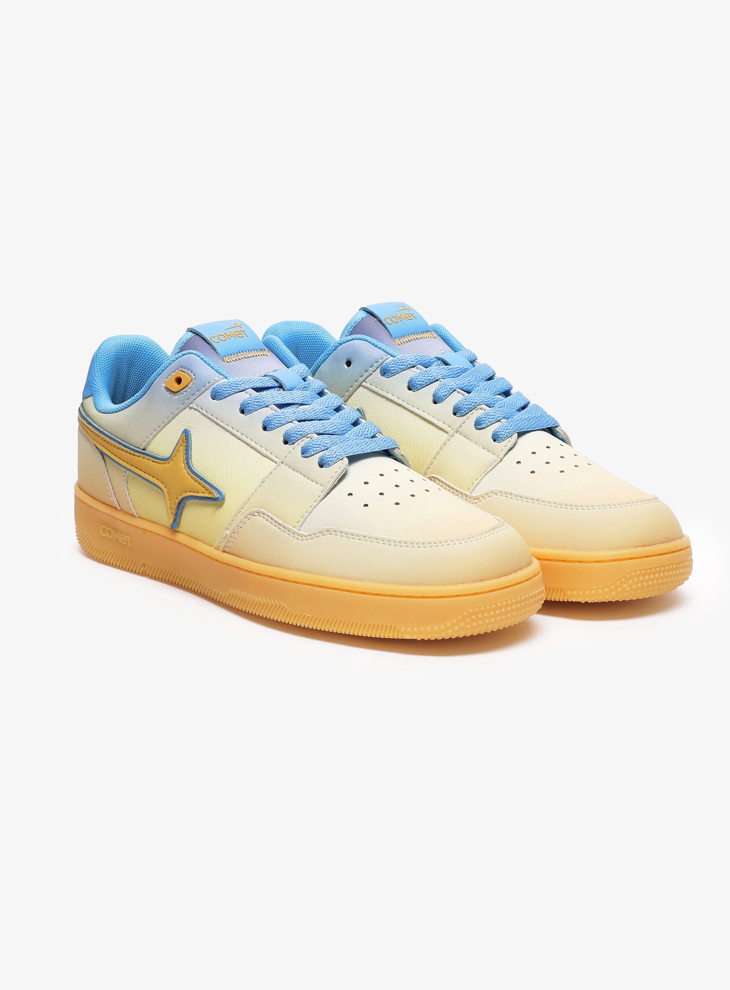 Front view of Comet shoe