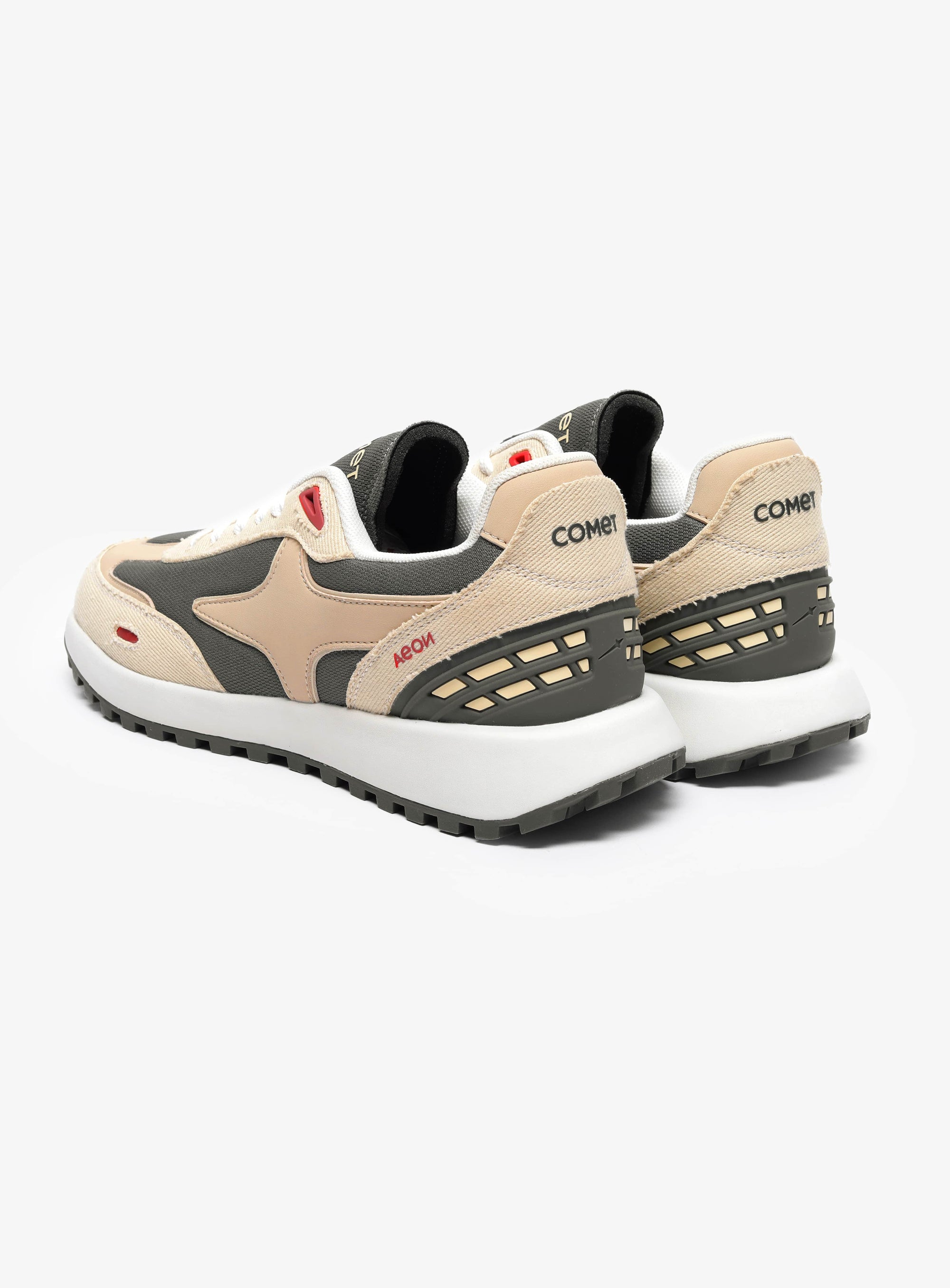 Back view of Comet shoe