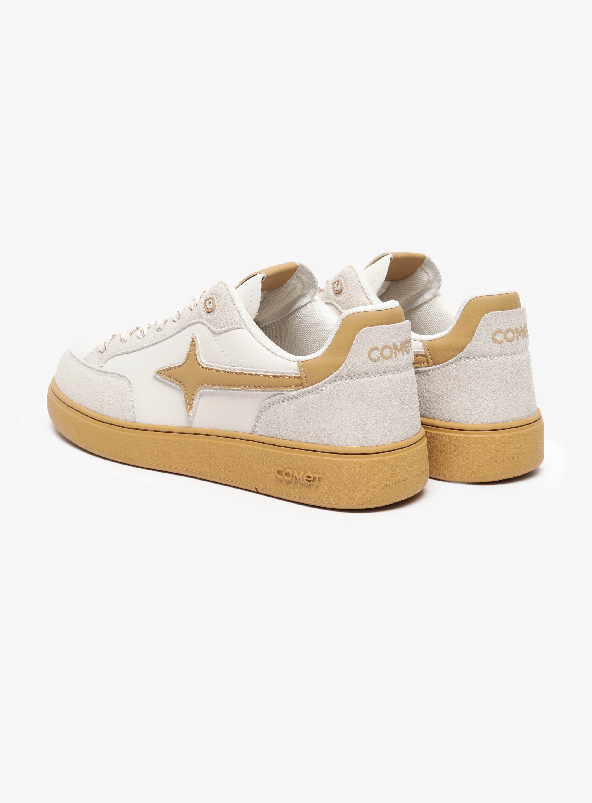 Back view of Comet shoe