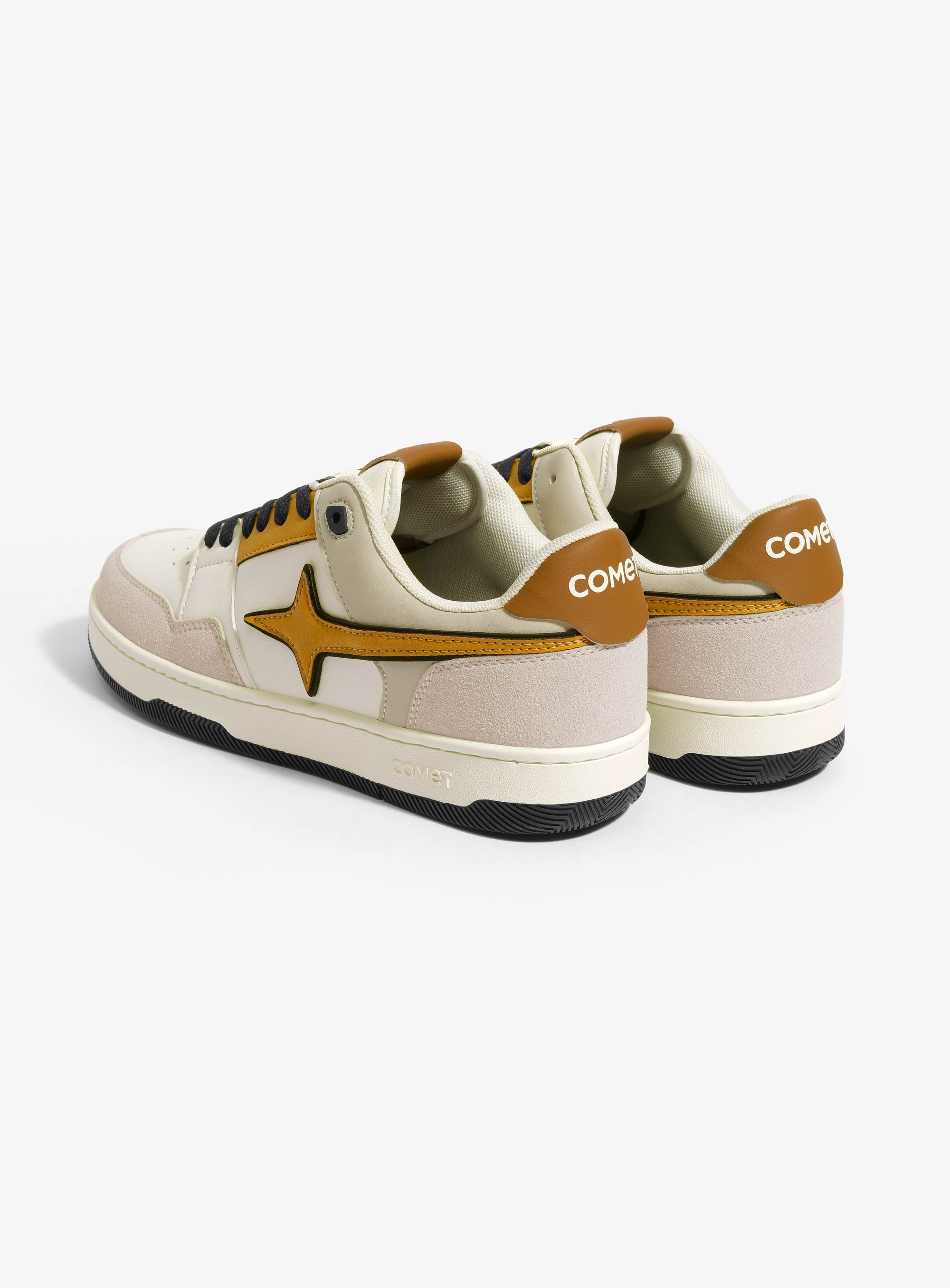 Back view of Comet shoe