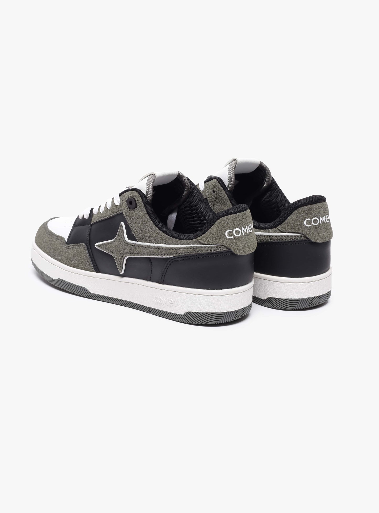 Back view of Comet shoe