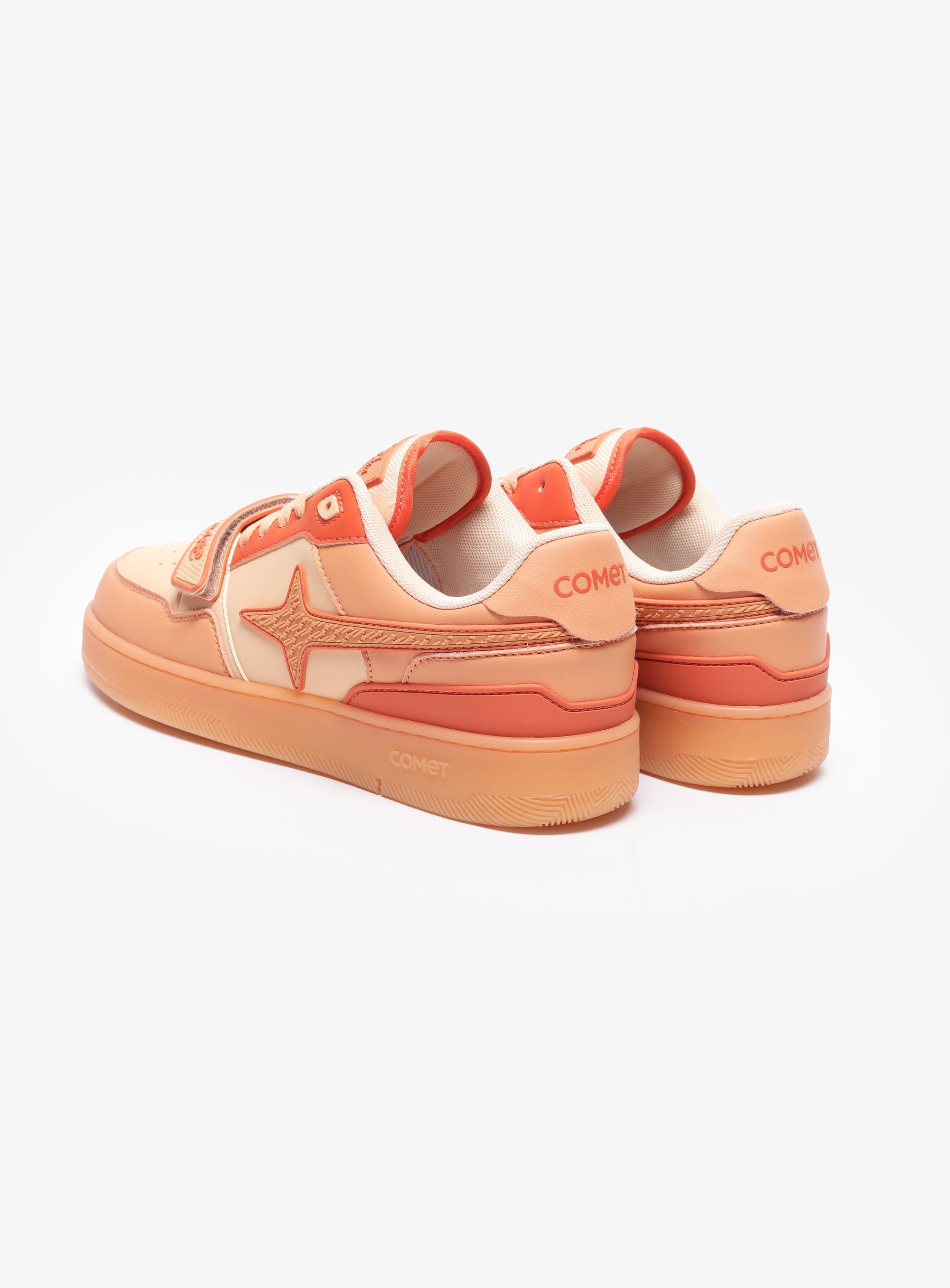 Back view of Comet shoe