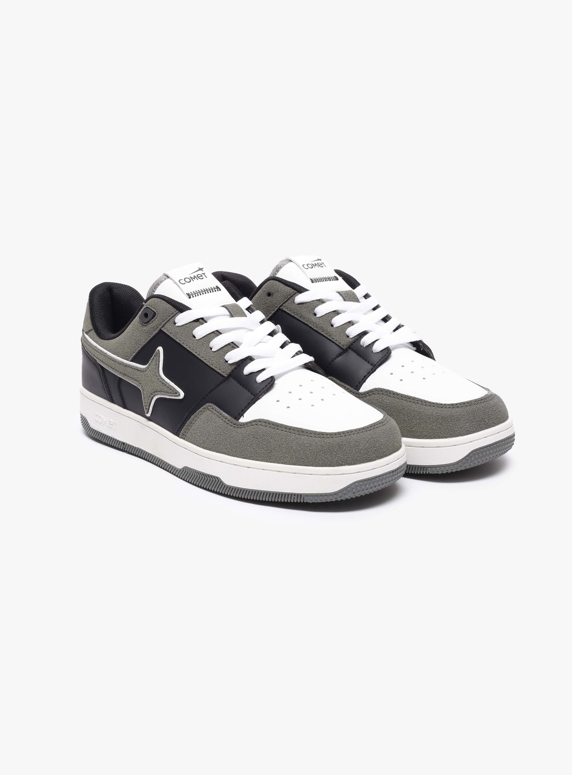 Front view of Comet shoe