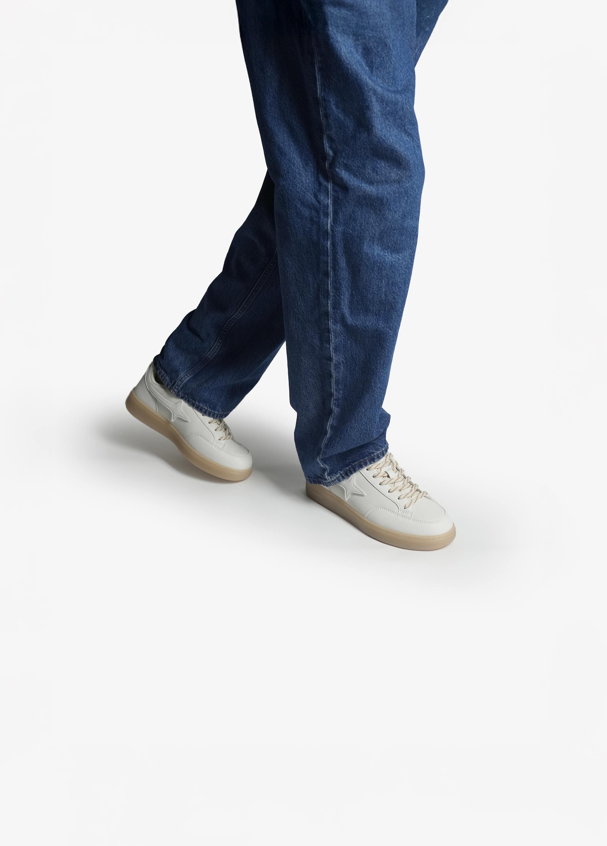 Lifestyle photo of Comet shoes in use